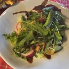 Foto zu Restaurant MÜHLE Born: 31.05.25: Blattsalate mit Strauchtomaten, Radieschen